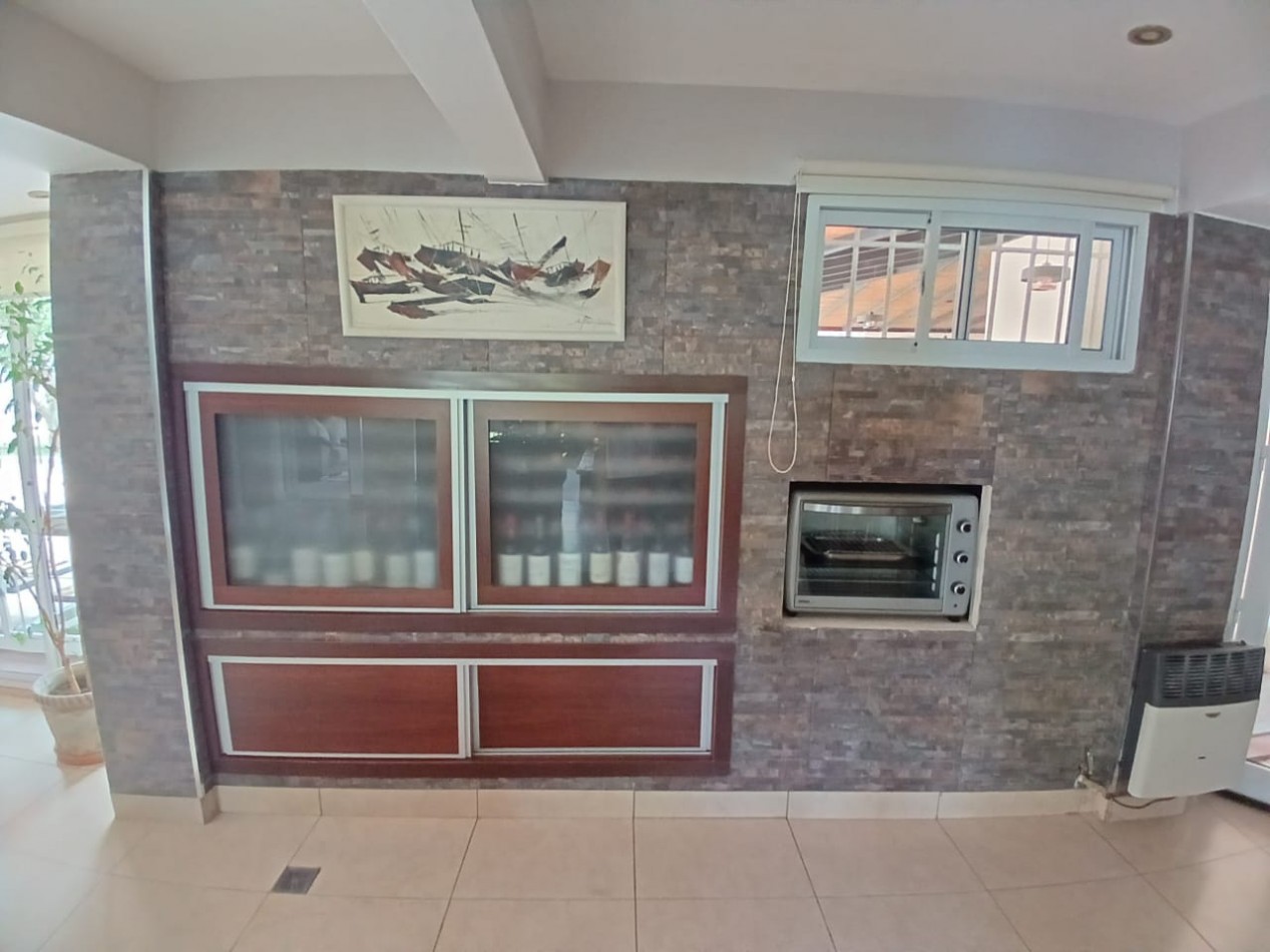 EXCELENTE PROPIEDAD DE  NIVEL GERENCIAL 