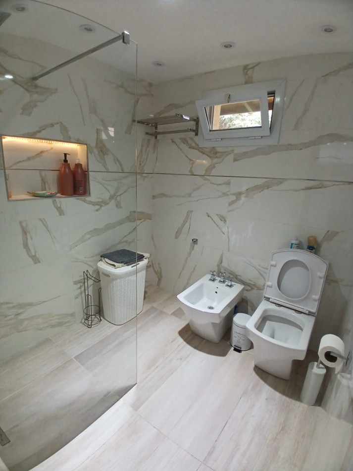 EXCELENTE PROPIEDAD DE  NIVEL GERENCIAL 