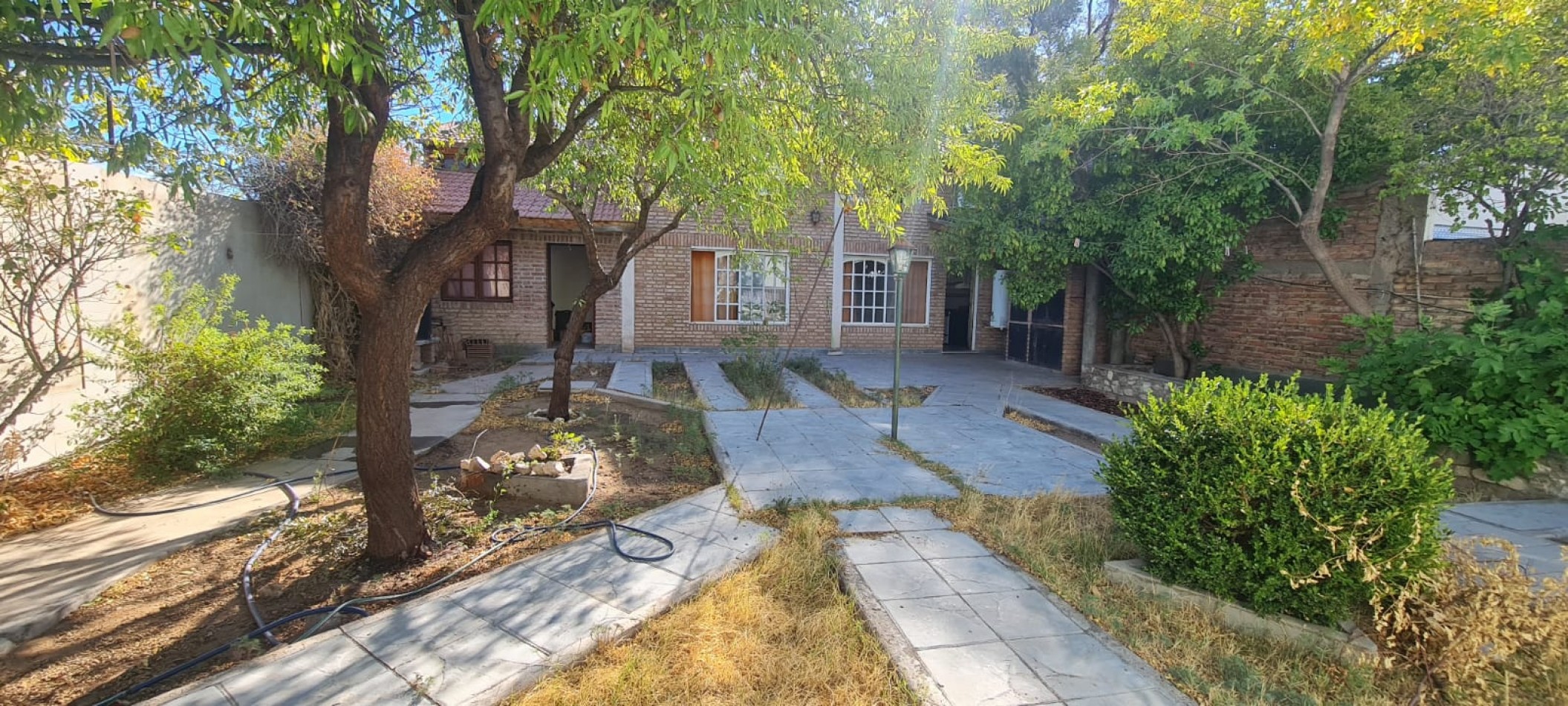 TyM VENDE: CASA Y DEPARTAMENTO CON EXCELENTE UBICACION 