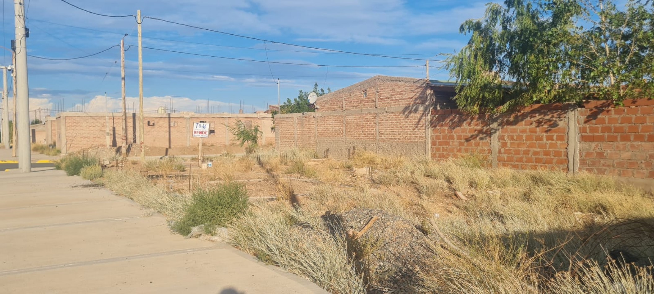 TyM VENDE EN EXCLUSIVA: PROPIEDAD CON MUY BUENA UBICACION 