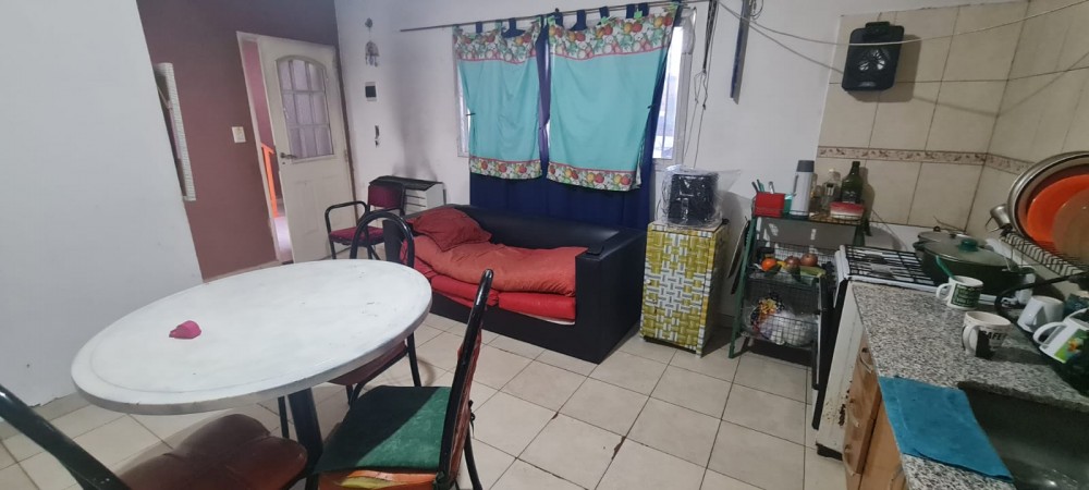 CASA AMPLIA O 2 DEPARTAMENTOS, CUTRAL-CO 