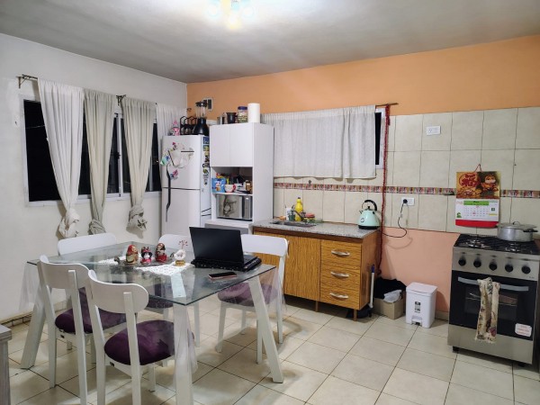 CASA AMPLIA O 2 DEPARTAMENTOS, CUTRAL-CO 