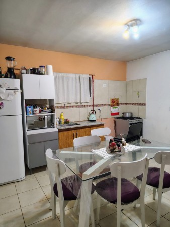 CASA AMPLIA O 2 DEPARTAMENTOS, CUTRAL-CO 